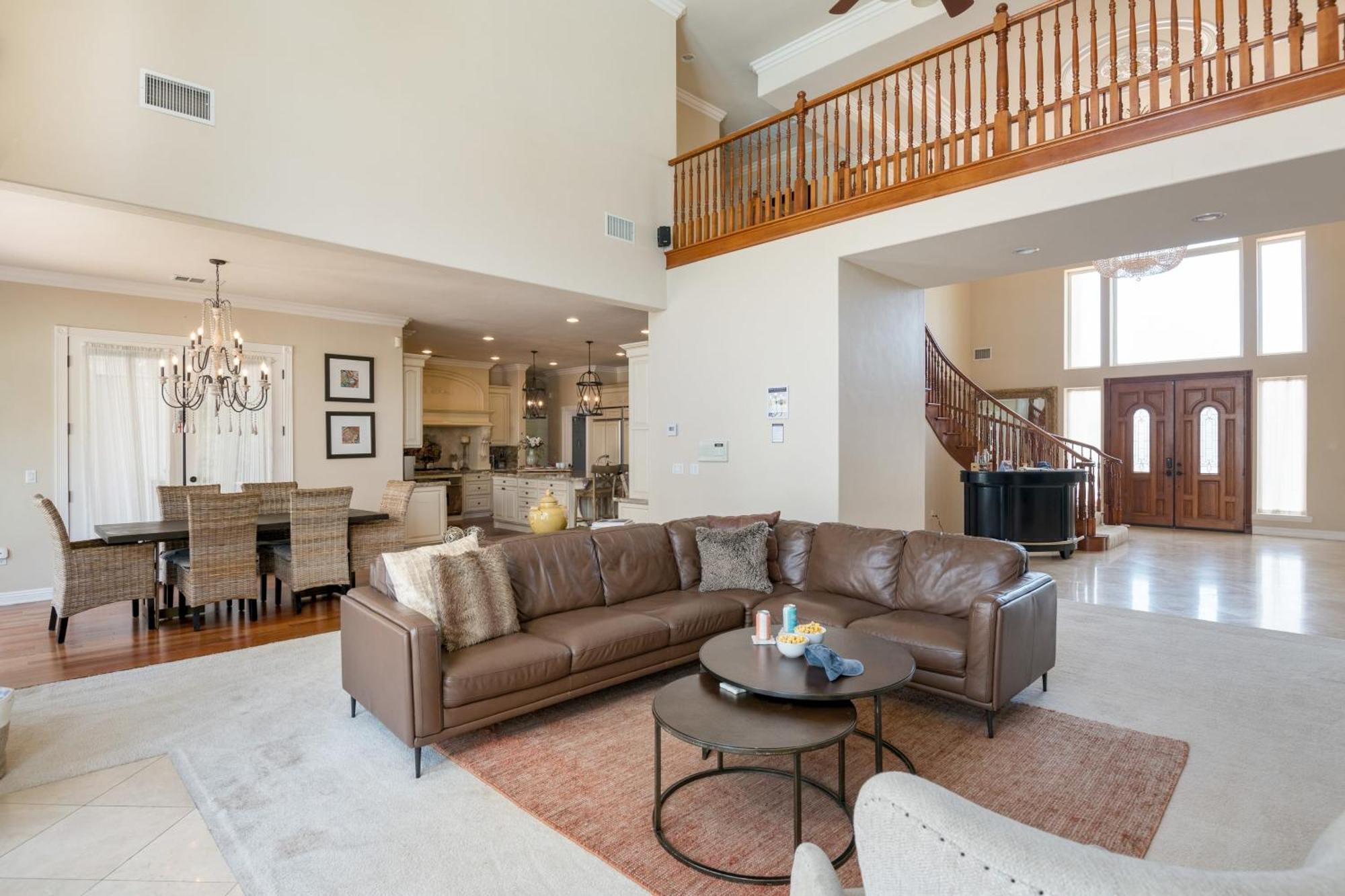 Grand Contento By Avantstay Extraordinary Estate W Pool Hot Tub Movie Room Temecula Exterior foto